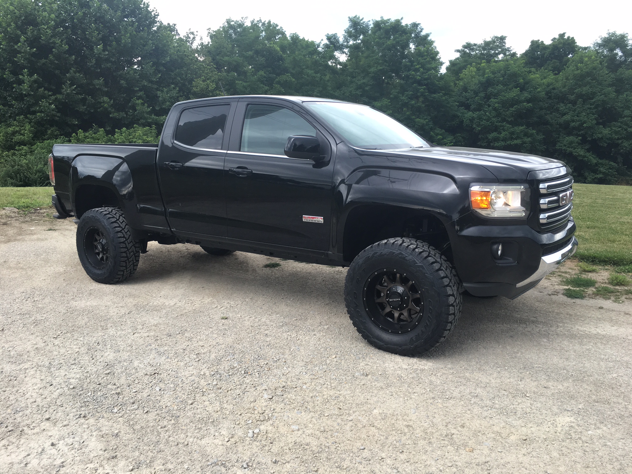 Lifted GMC Canyon Diesel